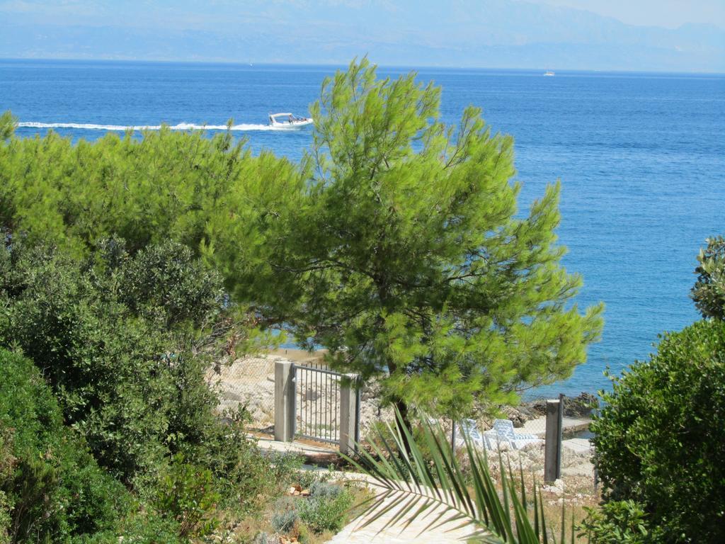 House At The Beach Nečujam Exterior foto